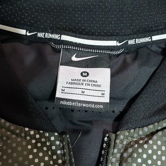 NIKE Running Vest Aeroloft Flash 800 Goose Down Military‎ Green Camo Medium - Picture 6 of 8